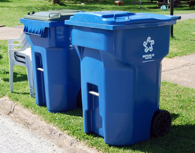 Placement of Trash and Recycle Carts